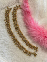 Load image into Gallery viewer, Gold Anklets - Double chain Polki & Pearl Beauty