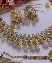 Load image into Gallery viewer, BANI Antique Gold Polki Kundan Necklace Set - GREY