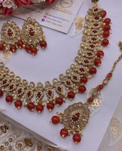 Load image into Gallery viewer, BANI Antique Gold Polki Kundan Necklace Set - MAROON