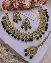 Load image into Gallery viewer, BANI Antique Gold Polki Kundan Necklace Set - Emerald Green