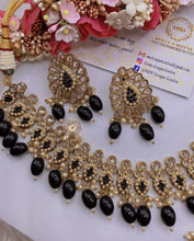 Load image into Gallery viewer, BANI Antique Gold Polki Kundan Necklace Set - BLACK