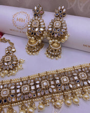 Load image into Gallery viewer, Antique gold MANI Mirror Kundan necklace Set