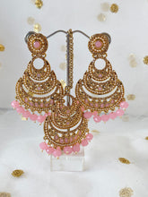 Load image into Gallery viewer, &#39;PRABH&#39; ANTIQUE GOLD Tikka Set - VARIOUS COLOUR
