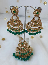 Load image into Gallery viewer, &#39;PRABH&#39; ANTIQUE GOLD Tikka Set - VARIOUS COLOUR
