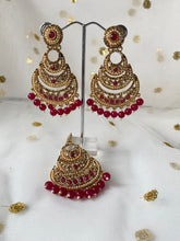 Load image into Gallery viewer, &#39;PRABH&#39; ANTIQUE GOLD Tikka Set - VARIOUS COLOUR
