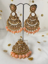 Load image into Gallery viewer, &#39;PRABH&#39; ANTIQUE GOLD Tikka Set - VARIOUS COLOUR
