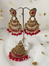 Load image into Gallery viewer, &#39;PRABH&#39; ANTIQUE GOLD Tikka Set - VARIOUS COLOUR
