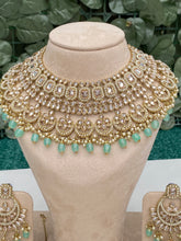 Load image into Gallery viewer, ANTIQUE GOLD &#39;NEHA&#39;  BRIDAL NECKLACE SET - MINT GREEN
