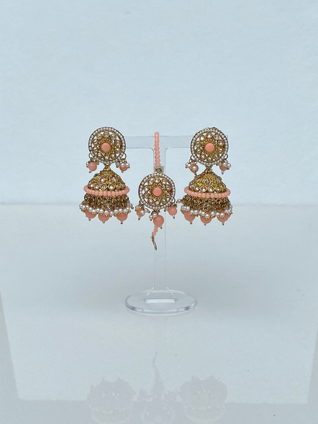 Aleena Earrings & Tikka set Peach