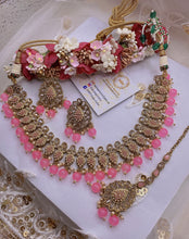 Load image into Gallery viewer, BANI Antique Gold Polki Kundan Necklace Set - PINK
