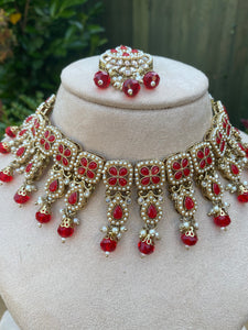 ANTIQUE GOLD 'NAINA' NECKLACE SET- RED