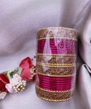 Load image into Gallery viewer, Kids Bangles set- Pink
